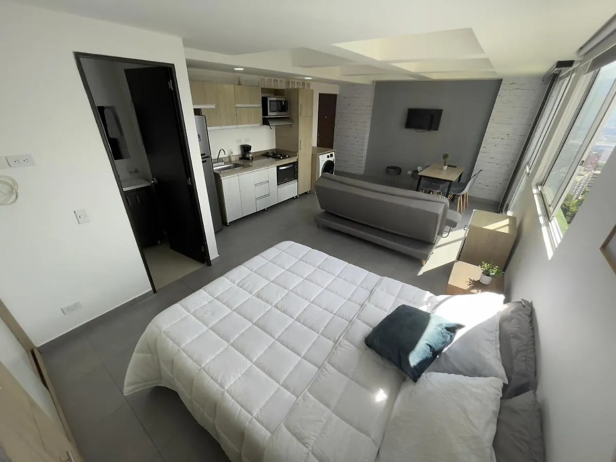 Cozy Suite In The Heart Of El Poblado, Free Parking, 24/7 Security Medellín