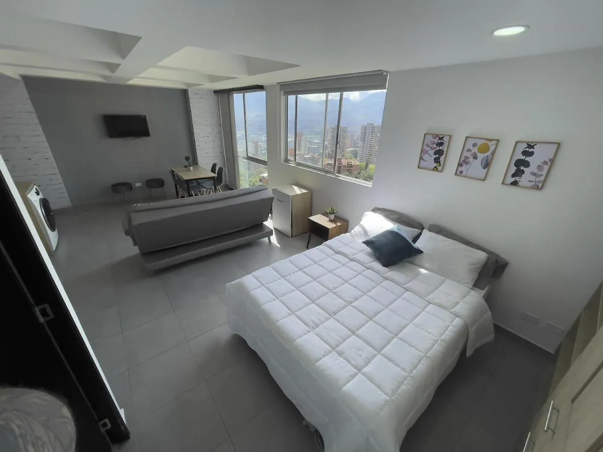 アパート Cozy Suite In The Heart Of El Poblado, Free Parking, 24/7 Security メデジン